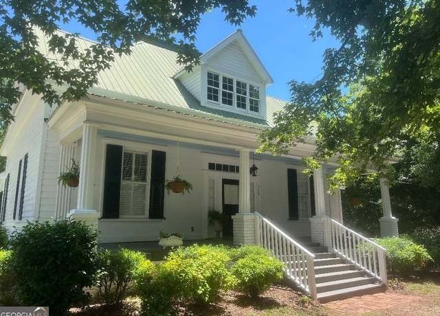 Property at 568 S Talbotton St, Greenville, GA 30222, 5 beds, 4.5 baths