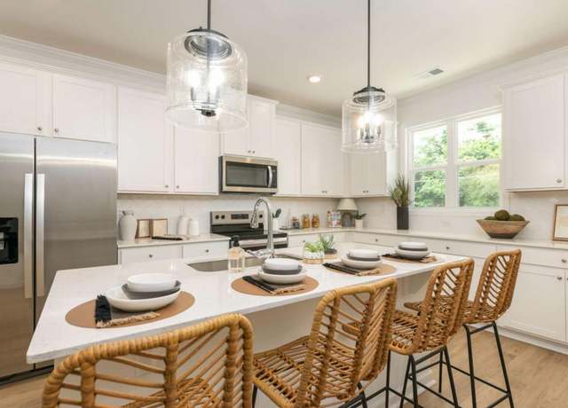 Property at 6221 Honeybell Aly, Mableton, GA 30126, 3 beds, 3.5 baths