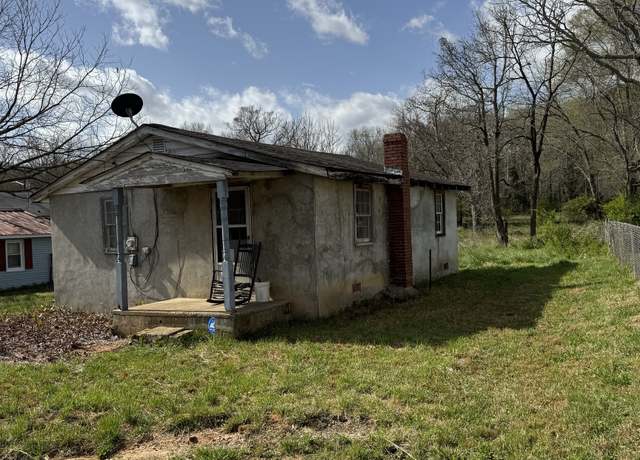 Property at 231 Spring St, Lavonia, GA 30553, 2 beds, 1 bath