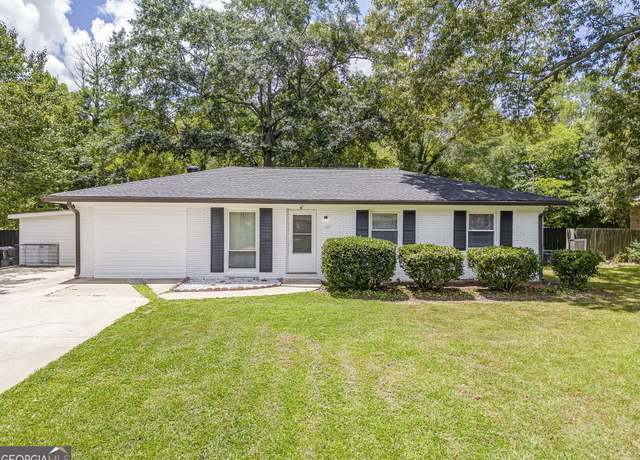 Property at 11 Simpson Dr NW, Rome, GA 30165, 4 beds, 2 baths