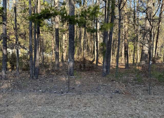 Property at 222 Persimmon Dr, Hartwell, GA 30643