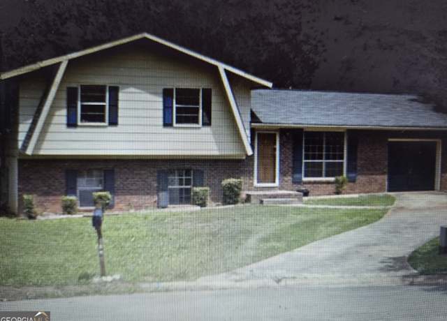 Property at 8778 Homewood Ct, Riverdale, GA 30274, 3 beds, 2 baths