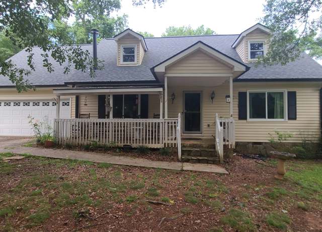 Property at 195 Wellington Dr, Mcdonough, GA 30252, 3 beds, 2 baths