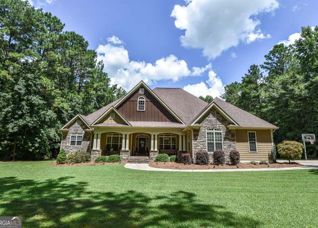 Property at 1221 Sells Rd, Milner, GA 30257, 3 beds, 2.5 baths