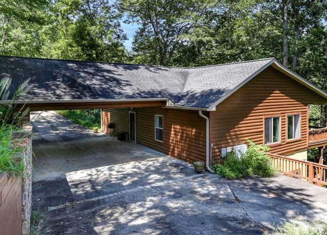 Property at 76 Hollyanne Pond Rd, Hayesville, NC 28904, 3 beds, 2.5 baths