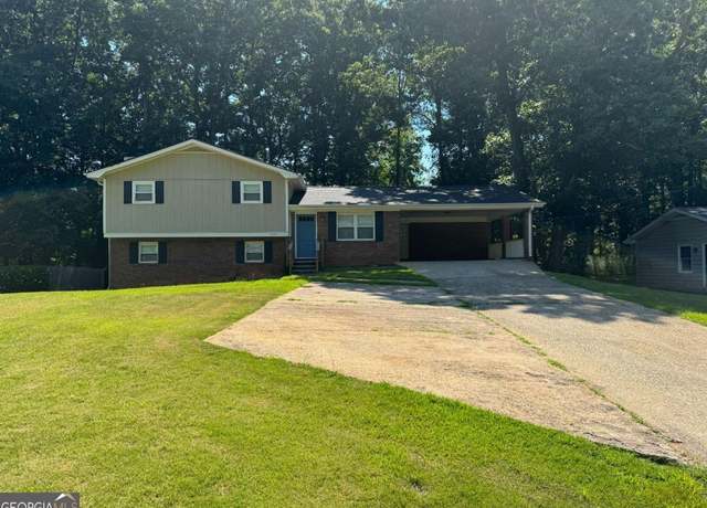 Property at 3859 Rosedale Ln, Douglasville, GA 30135, 3 beds, 2 baths