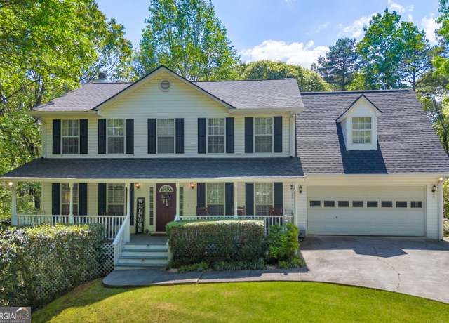 Property at 1886 Bend N Hickory Rd, Toccoa, GA 30577, 4 beds, 2.5 baths