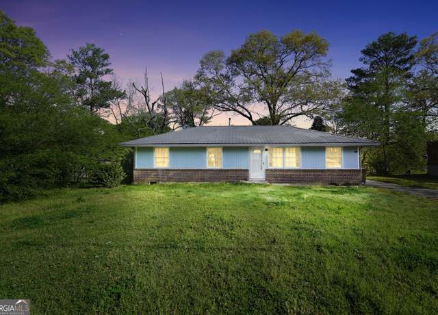 Property at 758 King Rd, Jonesboro, GA 30236, 3 beds, 1 bath