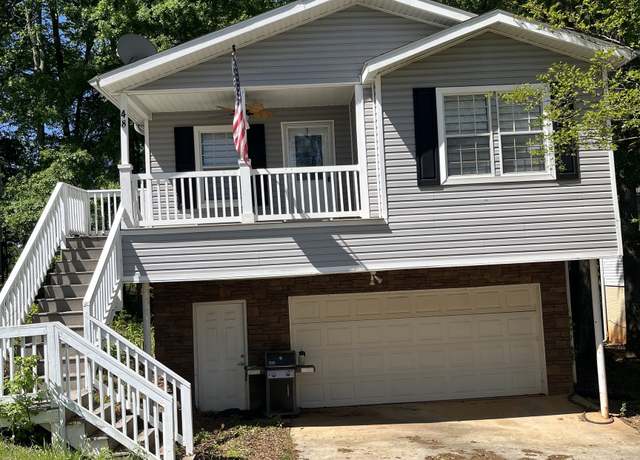 Property at 48 Pinecrest Dr, Newnan, GA 30263, 3 beds, 2 baths