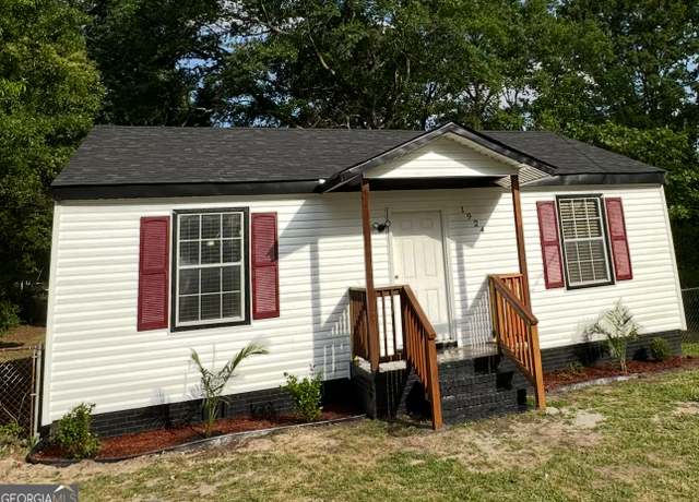 Property at 1924 Virginia Ave, Augusta, GA 30906, 2 beds, 1 bath