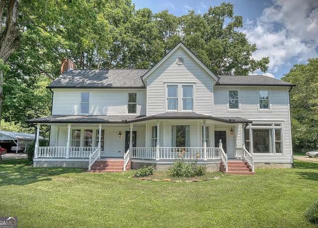 Property at 1007 Valley River Ave, Murphy, NC 28906, 3 beds, 3 baths