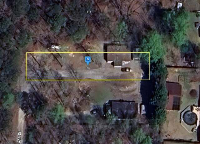 Property at 211 Hightower St, Acworth, GA 30102