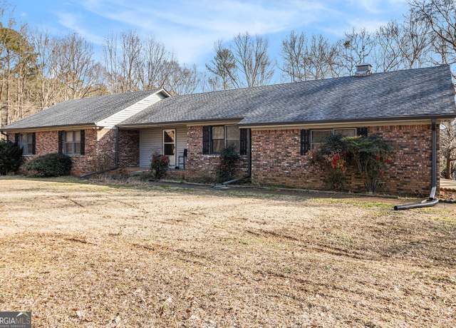 Property at 255 Barnett Road Rd, Hampton, GA 30228, 3 beds, 2 baths