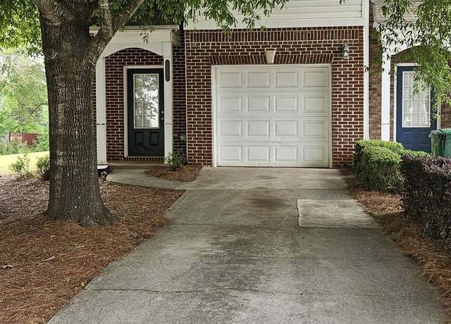 Property at 2867 Snapfinger Mnr, Decatur, GA 30035, 3 beds, 2.5 baths