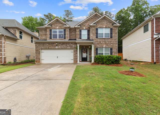 Property at 12 Seville Ct, Newnan, GA 30263, 4 beds, 2.5 baths