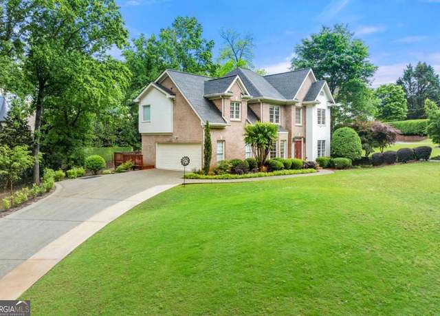 Property at 125 Forrest Lake Rd, Johns Creek, GA 30022, 5 beds, 3.5 baths