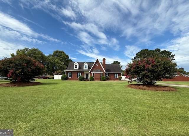 Property at 201 William D Evans Ct, Kathleen, GA 31047, 4 beds, 2.5 baths