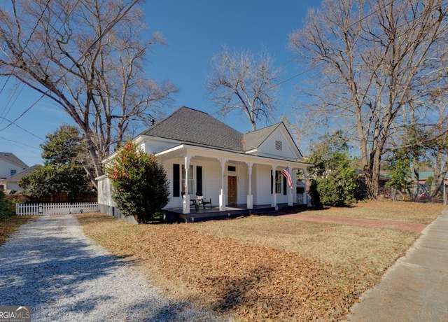 Property at 2173 Anderson Ave NE, Covington, GA 30014, 4 beds, 4 baths