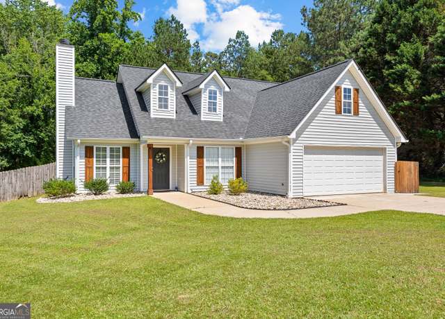 Property at 75 Mcintosh Estates Ct, Sharpsburg, GA 30277, 3 beds, 2 baths