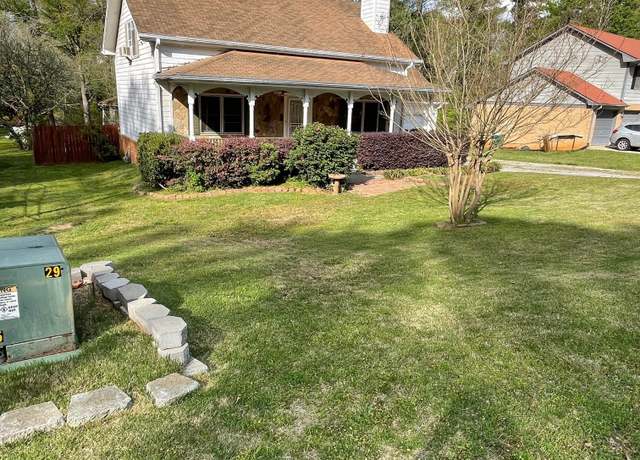 Property at 2884 Mountbery Dr, Snellville, GA 30039, 4 beds, 2.5 baths