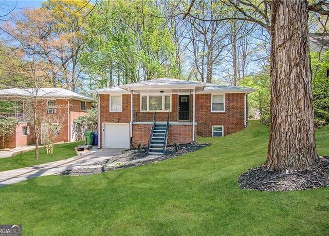 Property at 211 Hemphill School Rd, Atlanta, GA 30331, 3 beds, 1 bath