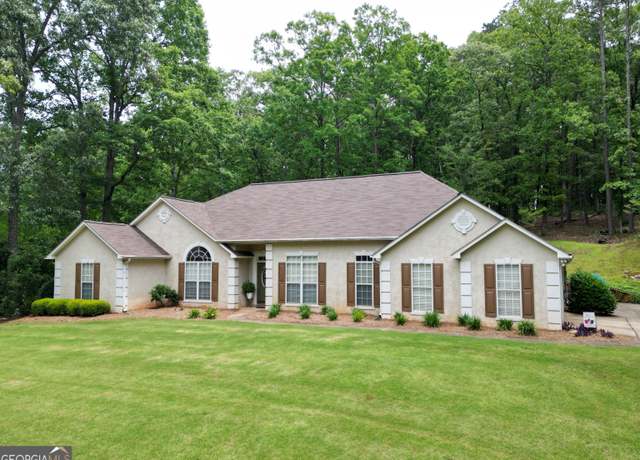 Property at 122 Cameron Pointe Dr, Lagrange, GA 30240, 4 beds, 3 baths