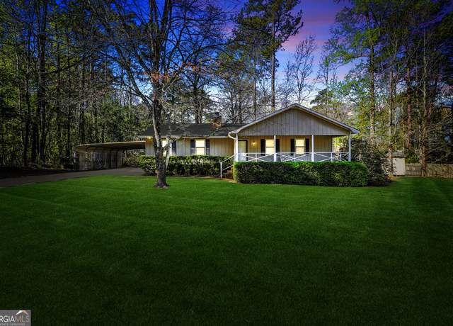 Property at 933 Chisholm Trl, Macon, GA 31220, 3 beds, 2 baths