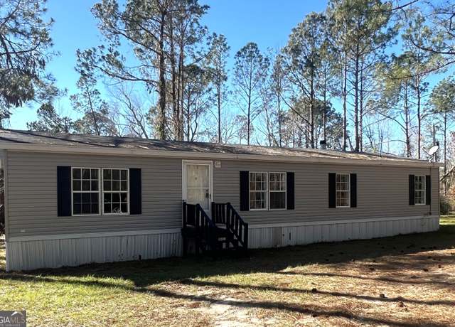 Property at 1248 Ponderosa Rd, Metter, GA 30439, 3 beds, 2 baths