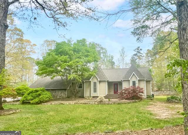 Property at 100 Little Creek Dr, Sharpsburg, GA 30277, 4 beds, 2 baths