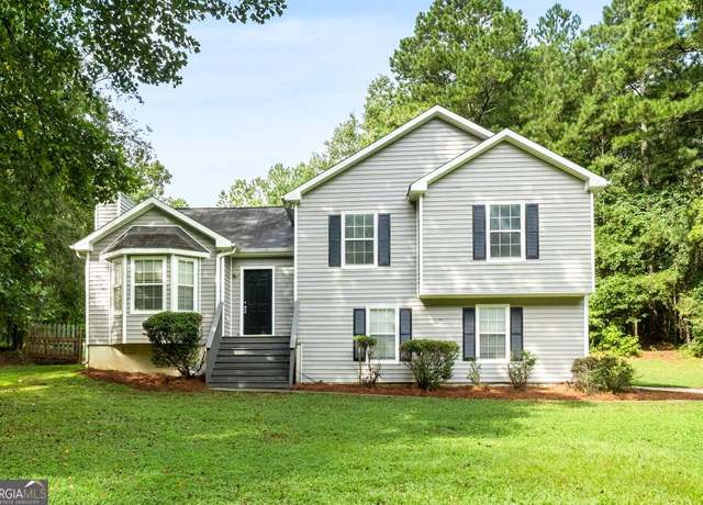Property at 533 Grove Pointe Ct, Locust Grove, GA 30248, 4 beds, 2 baths