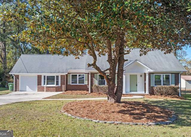 Property at 1473 Gloria St, Griffin, GA 30224, 3 beds, 2.5 baths