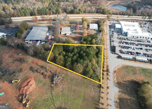 Property at 1020 Tower Pl, Bogart, GA 30622