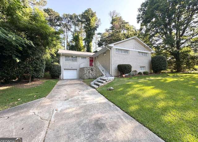 Property at 3456 Spring Cir, Decatur, GA 30032, 5 beds, 3 baths
