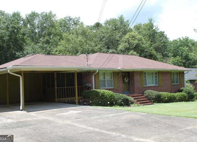 Property at 434 Parkman Dr, Manchester, GA 31816, 3 beds, 2 baths