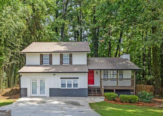 Property at 630 Pennylake Ct, Stone Mountain, GA 30087, 4 beds, 3 baths