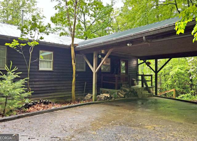 Property at 66 Pine Ridge Ct, Ellijay, GA 30536, 4 beds, 3 baths