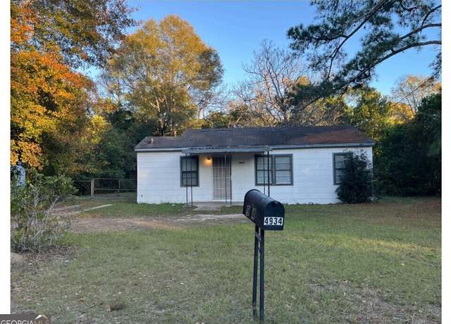 Property at 4934 York Pl, Macon, GA 31204