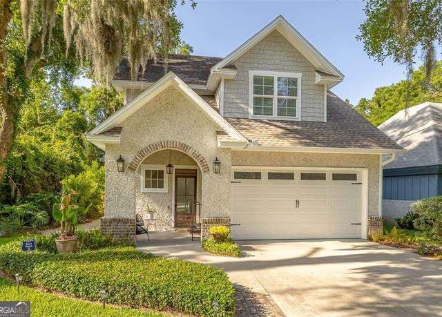Property at 107 Reynoso Ave, St. Simons, GA 31522, 3 beds, 2.5 baths