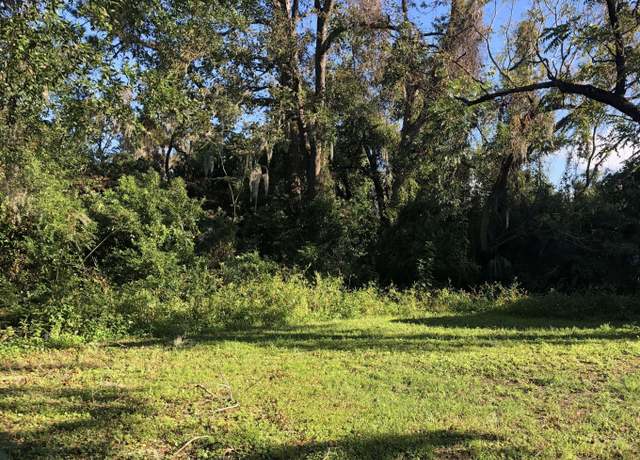 Property at 2908 Wolfe St, Brunswick, GA 31520