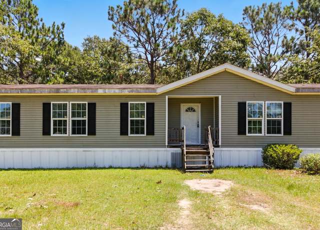 Property at 157 Cheyenne Ct Ct S, Jesup, GA 31545, 4 beds, 2 baths