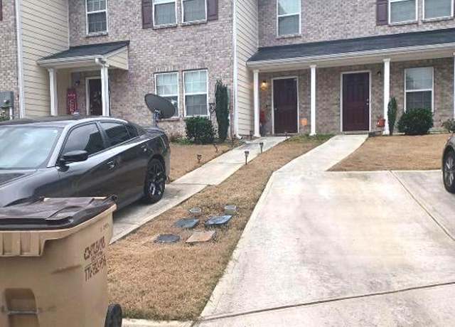 Property at 6258 Ellenwood Dr, Rex, GA 30273, 3 beds, 2.5 baths