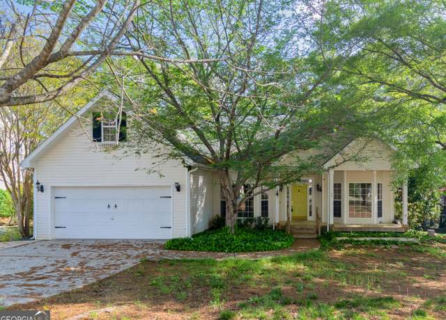 Property at 315 Emerald Way, Senoia, GA 30276, 3 beds, 2 baths