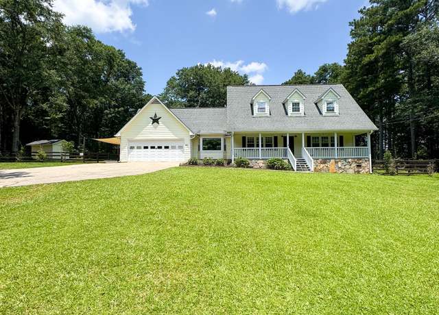Property at 2995 Hogansville Rd, Lagrange, GA 30241, 3 beds, 2.5 baths