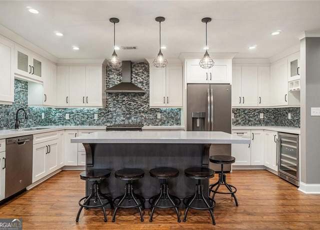 Property at 708 Mcgill Pl NE #708, Atlanta, GA 30312, 2 beds, 1.5 baths