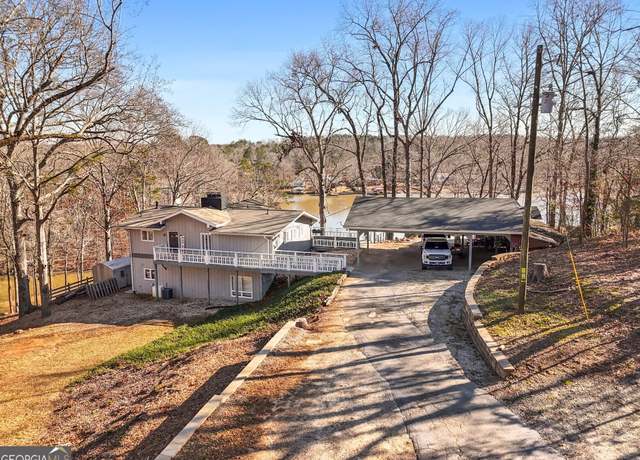 Property at 405 Miller Rd, Covington, GA 30014, 4 beds, 2.5 baths