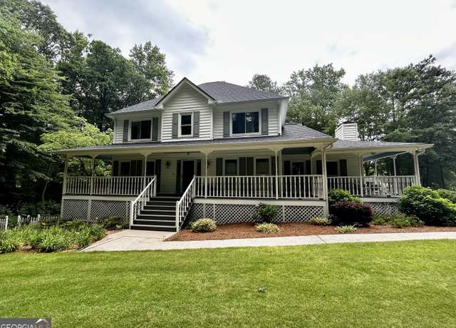 Property at 3970 Governors Cir, Loganville, GA 30052, 5 beds, 4 baths