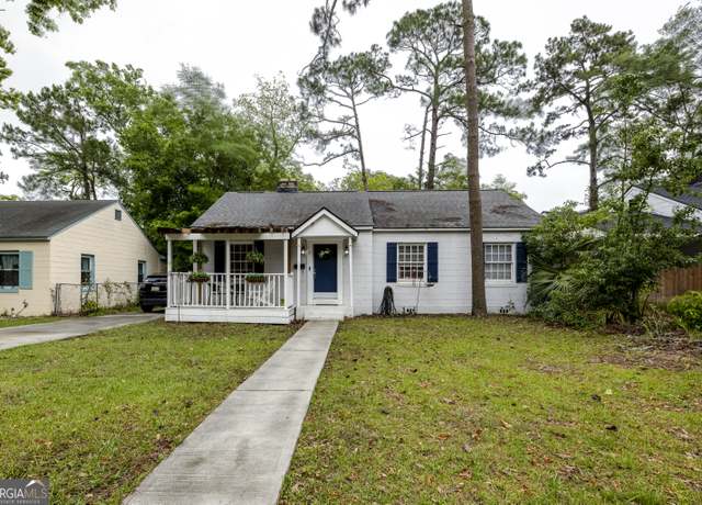 Property at 6 Oleander Ave, Savannah, GA 31404, 4 beds, 2 baths