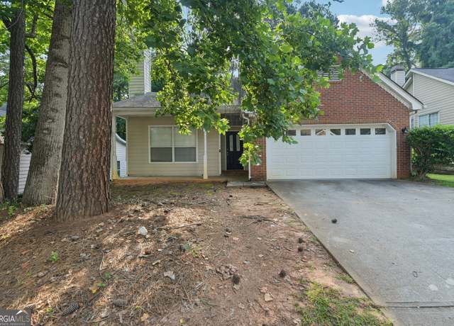 Property at 686 Shore Ln, Lithonia, GA 30058, 3 beds, 2.5 baths