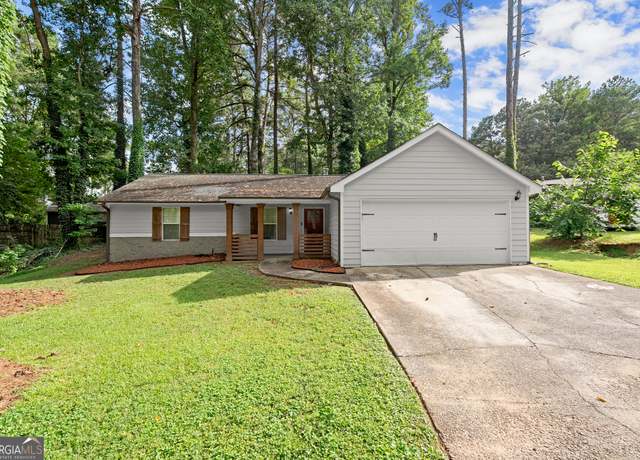 Property at 9053 Franklin Ct, Jonesboro, GA 30238, 3 beds, 2 baths