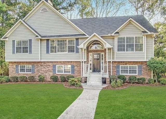 Property at 1134 Wagon Trce, Douglasville, GA 30134, 5 beds, 3 baths